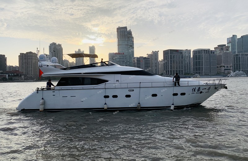 意大利72豪華游艇 意大利72豪華游艇