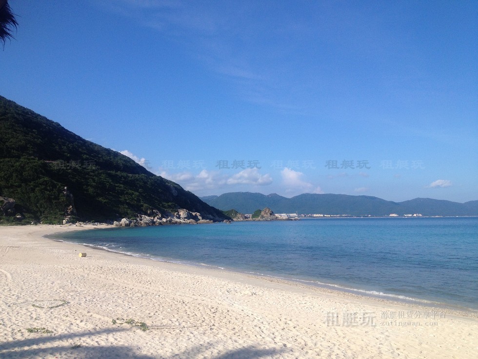 亞龍灣游艇會→太陽灣→百福灣→東排→西排→亞龍灣酒店群→亞龍灣游艇會 亞龍灣游艇會→太陽灣→百福灣→東排→西排→亞龍灣酒店群→亞龍灣游艇會